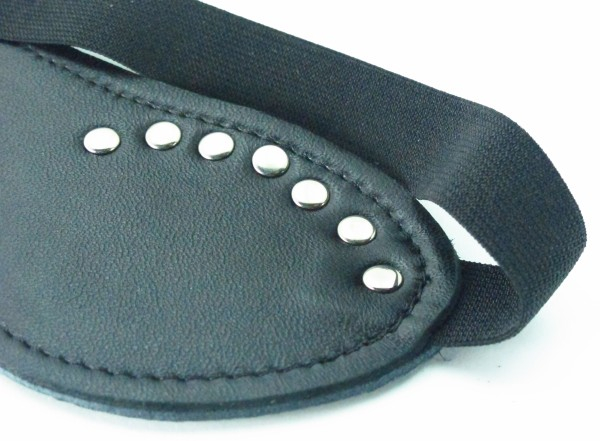 Маска черная с декором