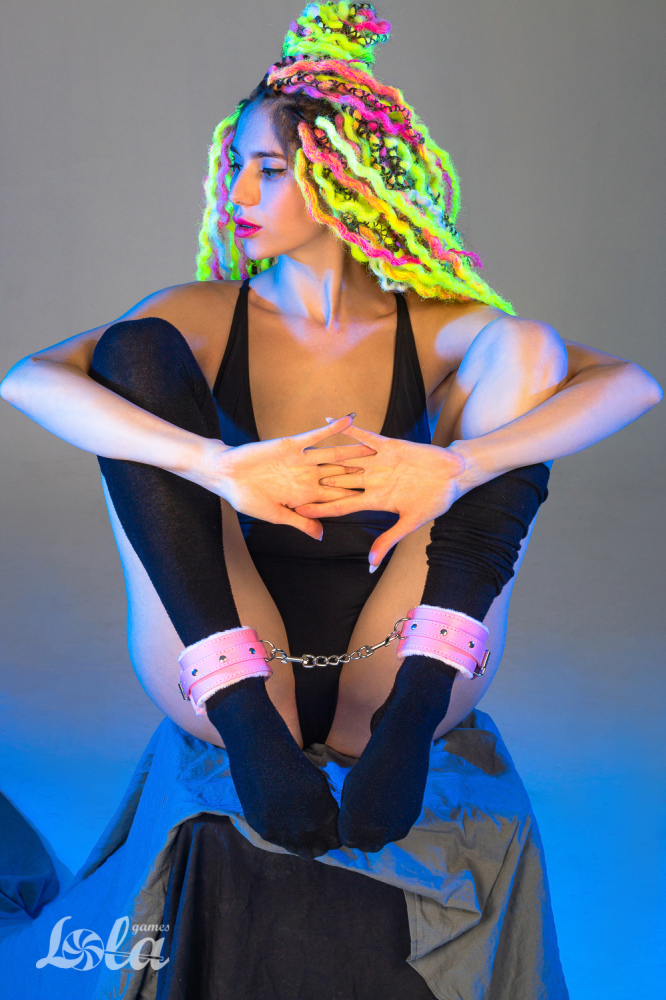  Поножи Party Hard Eternity Pink