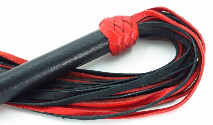 Плеть черно-красная Турецкие головы