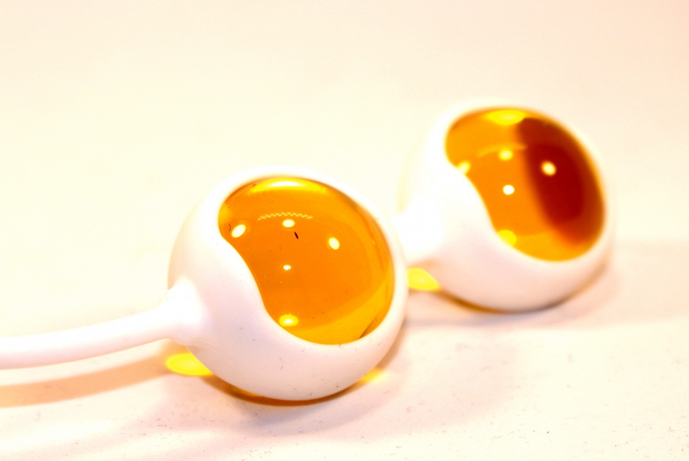 Шарики янтарные